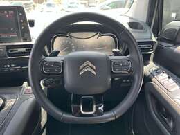 LIBERALAでは輸入車の試乗が可能です。メーカーの違いを五感で較べてください。新しい驚きと発見をお届けします。