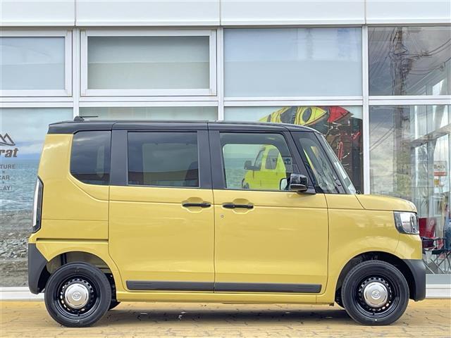 ★グレード、オプション、カラーリング★　多様な種類のお車を揃えております。見比べながらご覧頂けます★