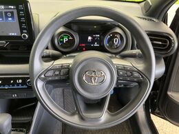 【トヨタセーフティセンス】プリクラッシュセーフティシステム・レーントレーシングアシスト・オートマチックハイビームをセットで装備。予防安全・衝突安全装備が快適なドライブをサポートします。