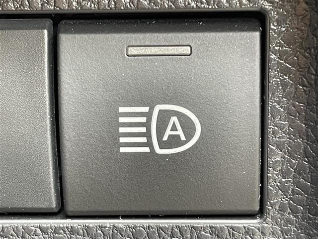 【運転席操作部】快適なドライブを楽しむための機能が装備されています！運転席から触れるので、使いやすいです！除菌プランいれていただくと、さらに清潔で安心していただけます！