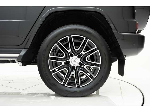 ●メーカーの保証継承可能な車両の場合は、保証継承の手続きを行ってからご納車させていただきます。ご購入後も安心してお乗りいただけます。