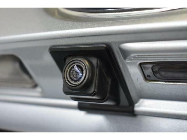 バックカメラ(後方の見えにくい部分や駐車時にとっても便利です！車を大事にされる方には、必須アイテムです！)