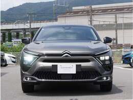 【外装クリーニング済み】外装もしっかりと洗車しております。また納車前も綺麗にして納車いたします。