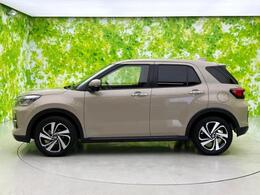 WECARSの在庫ページをご覧いただき誠にありがとうございます！WECARSは「お客様第一」をモットーにお客様のカーライフを全力でサポートいたします！