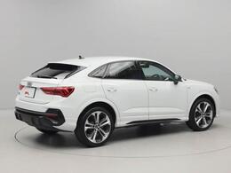 どの角度から見ても美しいプロポーション