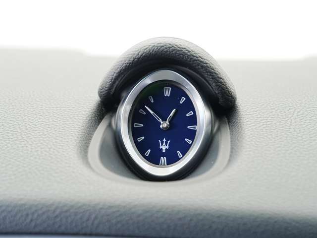 「キズやエンジンの状態は?」「イヤな臭いはしない?」「修理歴や水没車じゃないか気になる！」どんな小さな不安でもお答えします。お気軽にお問い合わせください！