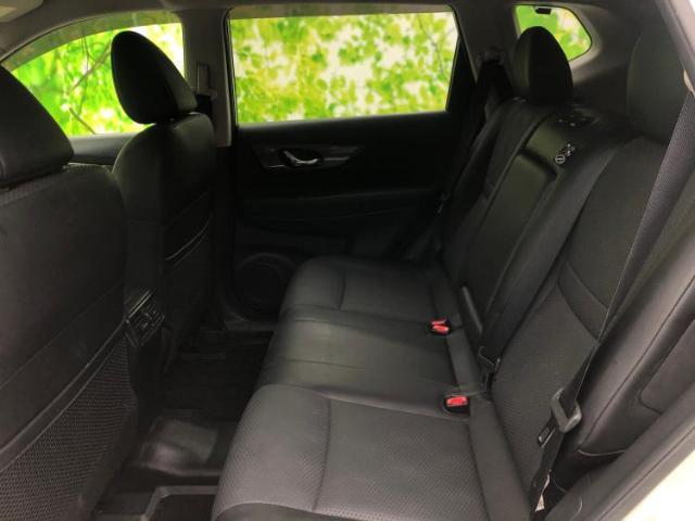 WECARSでは各商談席に大型モニターをご用意しております！見やすい大画面でゆったりと全国の在庫をご覧いただけます！是非ご来店お待ちしております！