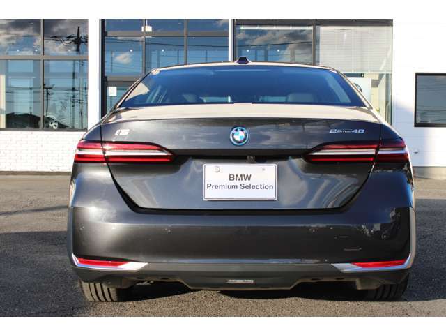 BMW認定中古車　車両本体価格に保証も含まれております！BMW認定中古車ですのでご安心くださいませ！
