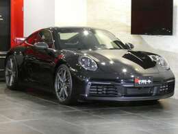 御面倒では御座いますが、御来場の際はショールーム展示スペースの関係上、予め御連絡を頂戴出来ましたら幸いです。車両がストックヤードにて保管をさせて頂いており、お時間を頂戴する可能性が御座います。