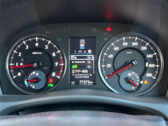 【スピードメーター】メーターがシンプルで見やすく運転しやすいですね。