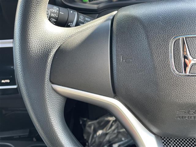 全国どこでもご契約可能です！お車の詳細情報や写真をご希望な場合はまず一度店舗までお問い合わせください！全国ネットの当社なら陸送手配もおまかせ！お近くのガリバー店舗までお届けさせていただきます！※有料