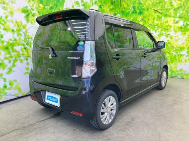 全国に店舗を展開しているのでどこでもお取り寄せが可能です！この車が気になるけど遠方だから・・・と諦める必要はありません！※別途陸送費が必要です。