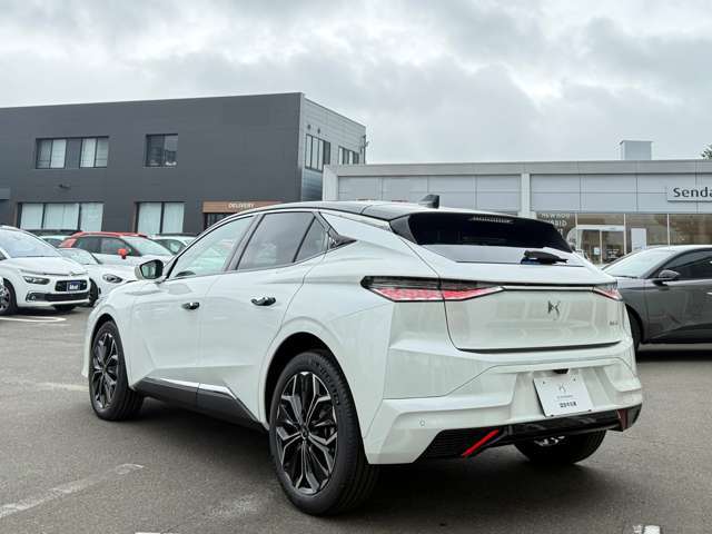 より詳細な車両画像をご希望の際は、お問合せに対する販売店からの回答にご返信頂くか、お問合せフォームのご質問・ご要望の欄にメールアドレスを直接ご入力頂ければ、車両画像を添付してご返信致します。