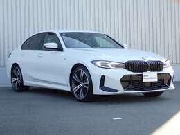 載車両以外にも多数の展示車をご用意しております。詳しくは、弊社ホームページをご確認ください。http://www.yanase-bmw.jp/