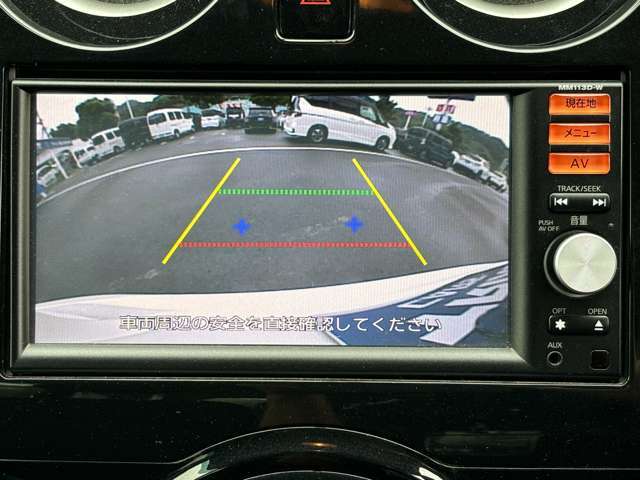 バックモニター付なので駐車が苦手な方も安心☆