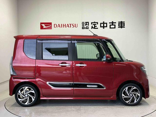 車両右側面からの写真になります。車をご覧になりたい時はお気軽に最寄りの店舗へご相談下さい。