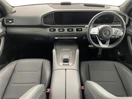 【インパネ全体】全方位で視界が広く、高い目線で運転もしやすいです！