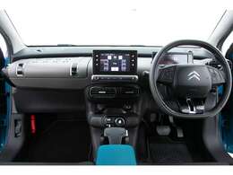 新車保証書・車両説明書・スペアキー完備しております。