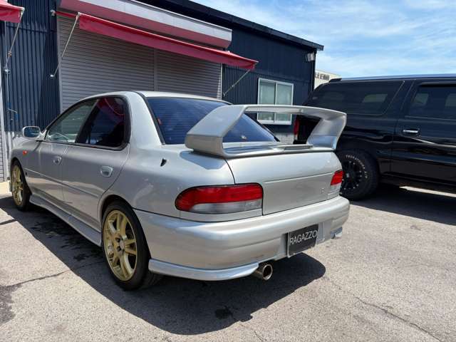 各種アルミ・エアロ・他パーツ取扱いしています。貴方だけのお車に仕上げます。御相談がてら、お話しましょう♪