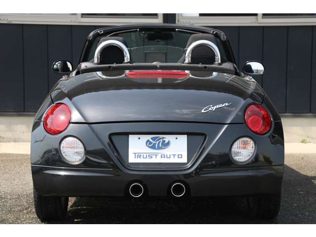 ダイハツの軽オープンスポーツカーとなるCopen（コペン）。