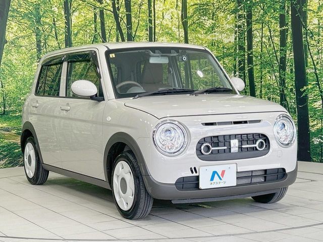 大好評のボディコーティング「弾スプラッシュコート」もご納車までに施工可能。通常のガラスコートと異なる、耐久年数6年の無機質ガラスコーティングが、ボディをキレイな状態に保ってくれます。