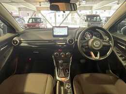 アイポイントが高く見晴らしの良い運転席です！