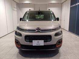 人気のサーブル入荷しました。オレンジの差し色を入れています。