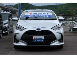 トヨタ　ヤリスHYBRID-G　R4(2022)年式　走行距離(撮影時点)14,593km　車検満了R9(2027)年5月　5人乗り　パノラマモニター・カーナビ　スマホ連動　オートライト