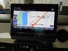 ホンダギャザーズLXU237NBI　9インチプレミアムインターナビです。