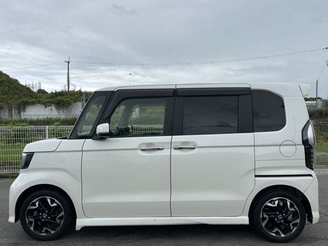 【仕入れプロが拘り抜いた車両】当店の展示車両はメーターの改ざん、修復歴の不当表示は一切ございません。安心してお買い求めください。KS-SELECTION　泉北店　072-349-7124
