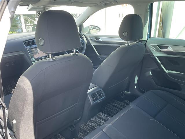 【助手席】現車の確認はお電話で在庫のご確認の上是非ご来店くださいませ！ご来店の難しい方は店舗スタッフがお電話やメールで詳細をお答えさせて頂きます。