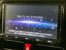 【純正9インチナビ】人気の純正ナビを装備しております。ナビの使いやすさはもちろん、オーディオ機能も充実！キャンプや旅行はもちろん、通勤や買い物など普段のドライブも楽しくなるはず♪