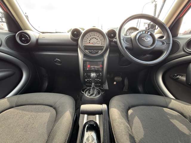 ご好評につき陸送半額キャンペーン延長します。遠方からでもお買い得にお車の購入が可能です。詳細はスタッフまでお気軽にお問い合わせください。