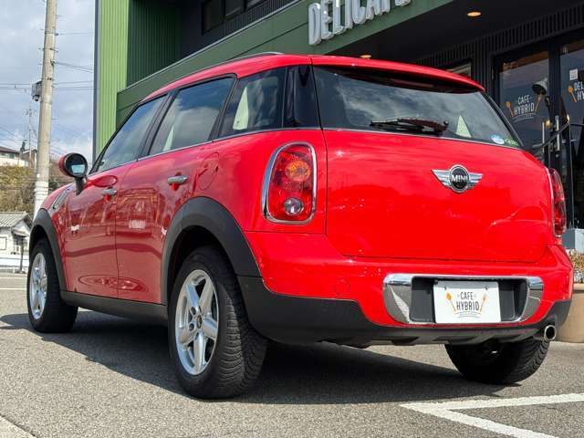 弊社おすすめのガラスコーティングはいかがでしょうか　お車がよみがえります　納車時のみの特別価格にてご提案させていただきます