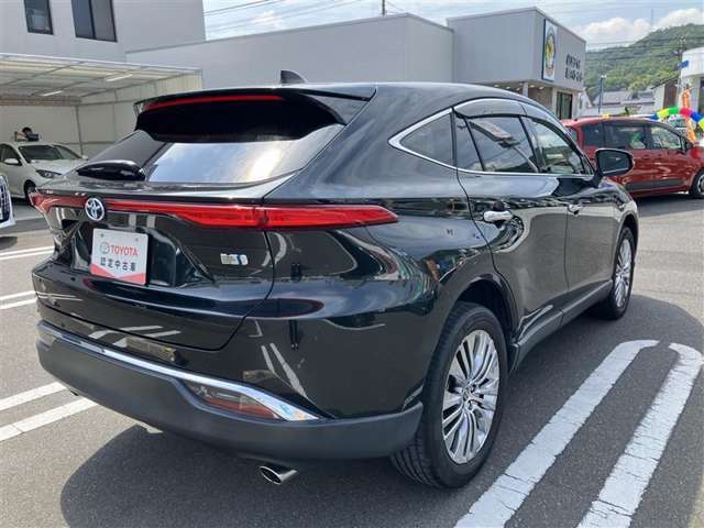 走りにこだわりながら収納力も持ち合わせたお車です。荷物を載せて軽快なドライブを楽しめますよ♪