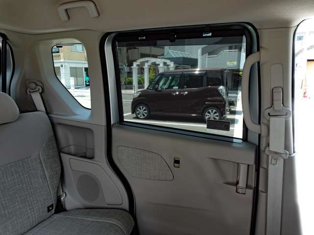 ご契約車両はすべてエンジンオイル交換後のご納車となります。各車両に合わせたエンジンオイルを使用いたします。