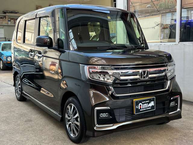 この度は当店のお車をご覧いただきありがとうございます。お問合せはメールまたは、無料電話0078-6003-708539にてお待ちしております。