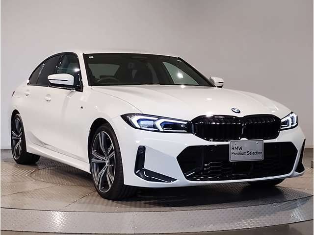 BMW認定中古車は第三者品質評価制度も採用しております。AIS方式による車両品質評価制度も導入し公平な車両コンデション評価を行うことにより車両品質の透明性を高めると同時に更なる信頼と安心をお届けします