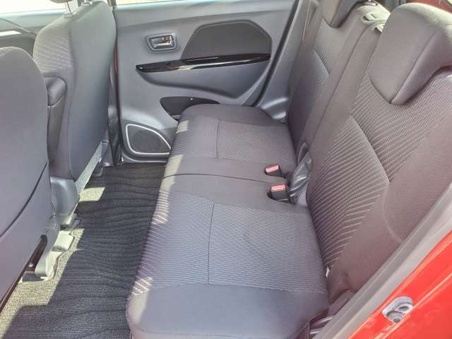 ☆チャンスの魅力10☆　　お客様に少しでも安くお車を提供するために、チャンスでは店舗看板や、装飾、展示車両用のポップやシールなど、ほとんどの物を自社制作しています！スタッフの手作りの物も多数あります！