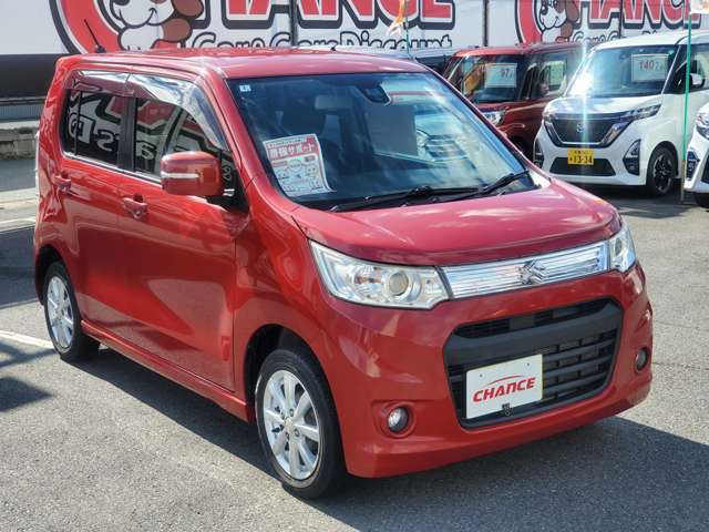 ☆チャンスの魅力4☆　お客様のカーライフをトータルサポート！！多くのお客様に、ご購入後も永いお付き合いを、させて頂いています！任意保険や車検は勿論、日常のオイル交換など、お任せ頂いています！！