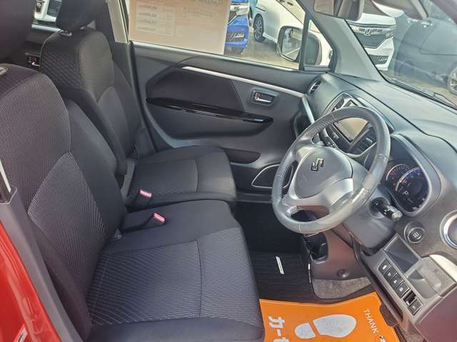 元気で明るいスタッフが丁寧に対応します。とにかくスタッフが明るい！！とても多くのお客様から、お褒めのお言葉、接しやすさでの高評価を頂いています。これからも日々、努力していきます。