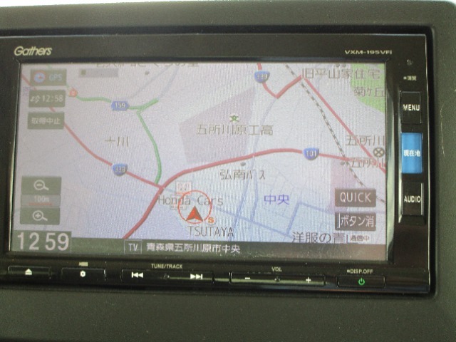 純正メモリーナビ　フルセグTV視聴出来ますのでドライブも楽しいですね♪