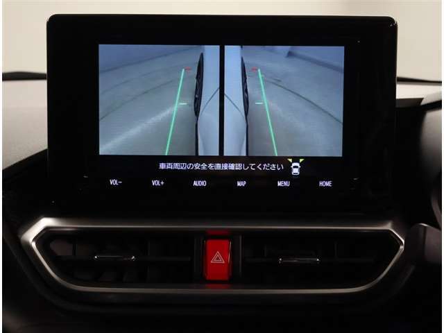 サイドカメラで側方も確認でき安心ですね！