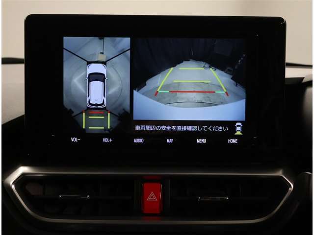 パノラミックビューモニター　車両上空より写したような画像をモニターに表示☆車庫入れや、幅寄せなどに大変便利な機能です♪