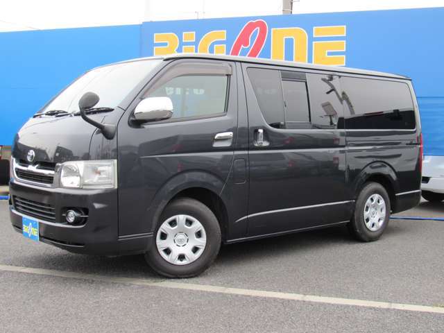 ☆格安にて当社指定民間車検工場にて整備を行います。もちろんプロの整備士が細部までチェックしますので、納車後の安心ドライブをお約束致します。