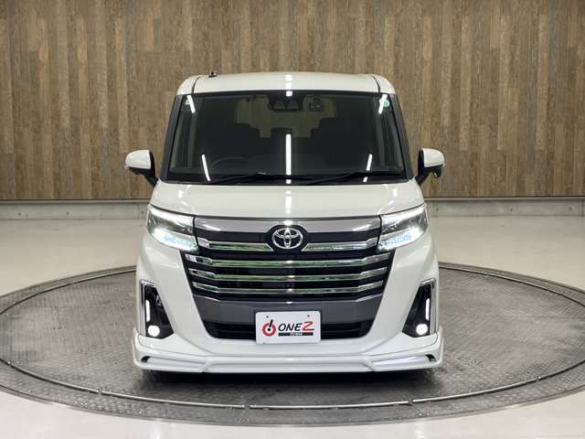 ご納車前には自社認証工場にてしっかり法定点検を行います！エンジンオイル・オイルエレメント・ワイパーゴム等の標準交換部品以外にも点検後交換が必要な消耗部品等も交換・整備致します