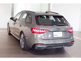 Audi認定中古車は、Audi正規ディーラーがお届けする「Audiが二度認めたAudi」です。Audiならではの保証やサポートを付帯した安心の一台です。