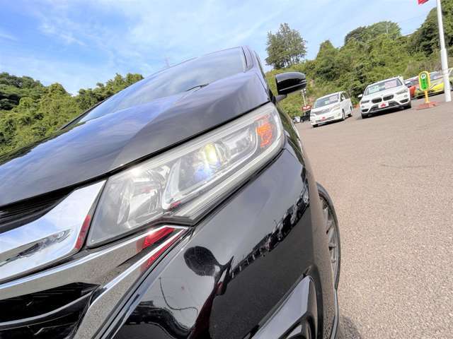 「LEDヘッドライト」　明るい！省電力！長寿命！暗い夜道も安全に運転できますね♪