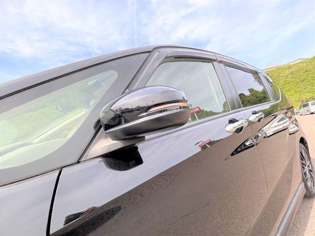 「ウインカーミラー」　見た目だけでなく、対向車からの視認性向上につながって安全度もアップ☆
