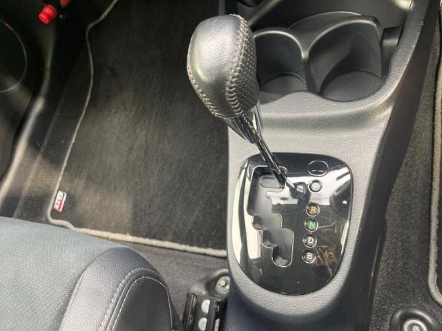 お車に合わせて無料保証以外にも、保証範囲、期間、距離を拡充させた有料保証もご用意しております！中古車の購入が初めてで不安・・・というお客様もご安心ください！